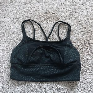 Lululemon sports bra